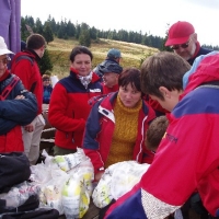 (93/99): XI Grski Rajd Pieszy Modziey Powiatu Pszczyskiego, organizowany w ramach obchodw Raku Przyrody PTTK przez oddzia PTTK Ziemi Pszczyskiej w Pszczynie - Hala Miziowa.
03.10.2009r.