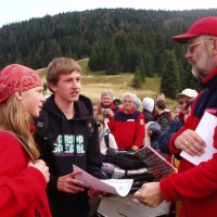 (94/99): XI Grski Rajd Pieszy Modziey Powiatu Pszczyskiego, organizowany w ramach obchodw Raku Przyrody PTTK przez oddzia PTTK Ziemi Pszczyskiej w Pszczynie - Hala Miziowa.
03.10.2009r.
