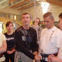 (29/117): Zaj�cia ze wspinaczki na �ciance wspinaczkowej w Paw�owicach  29.11.2009r.