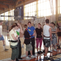 (80/117): Zaj�cia ze wspinaczki na �ciance wspinaczkowej w Paw�owicach  29.11.2009r.