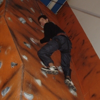 (87/117): Zaj�cia ze wspinaczki na �ciance wspinaczkowej w Paw�owicach  29.11.2009r.