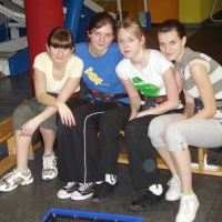 (98/117): Zaj�cia ze wspinaczki na �ciance wspinaczkowej w Paw�owicach  29.11.2009r.