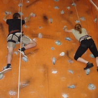 (101/117): Zaj�cia ze wspinaczki na �ciance wspinaczkowej w Paw�owicach  29.11.2009r.