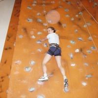 (109/117): Zaj�cia ze wspinaczki na �ciance wspinaczkowej w Paw�owicach  29.11.2009r.