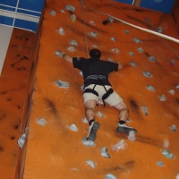(111/117): Zaj�cia ze wspinaczki na �ciance wspinaczkowej w Paw�owicach  29.11.2009r.