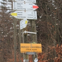 (49/138): Wycieczka g�rska w Beskid Ma�y 09.01.2015r. odPrze�. Kocierskiej przez Potr�jn�, Leskowiec, Gro� Jana Paw�a II do Rzyk Jag�dek