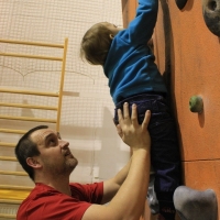 (7/60): Zaj�cia na �ciance wspinaczkowej 27.02.2015r.