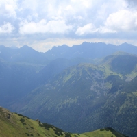 (81/157): Dolina Str��yska - Prze��cz w Grzybowcu 1311 m n.p.m. - Wy�nia Kondracka Prze��cz - Giewont 1894 m n.p.m. - Wy�nia Kondracka Prze��cz - Kondracka Prze��cz 1725 m n.p.m. - Kondracka Kopa 2005 m n.p.m. -  Kondracka Prze��cz 1725 m n.p.m. - Dolina Ma�ej ��ki - �elazna Droga - Dolina Str��yska 